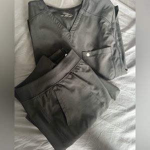 Black scrub set Cherokee Infinity